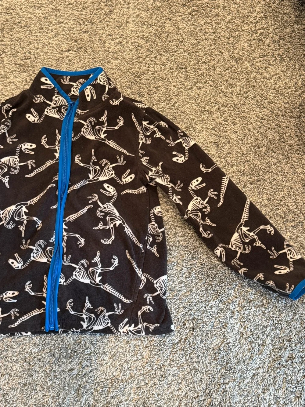 OshKosh B’gosh Boys Size 10 Dinosaur Skeleton Fleece Zip Jacket Black Blue